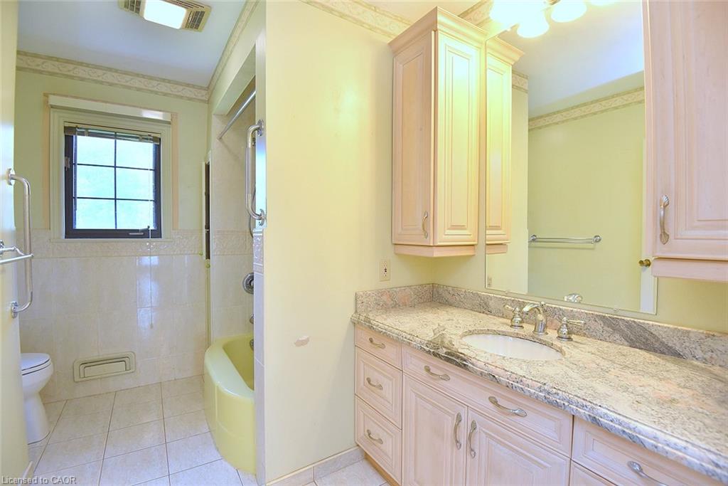 298 Pottruff Road Property Photo 21