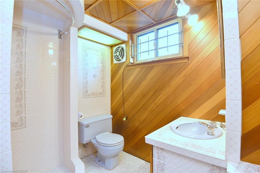298 Pottruff Road Property Photo 23