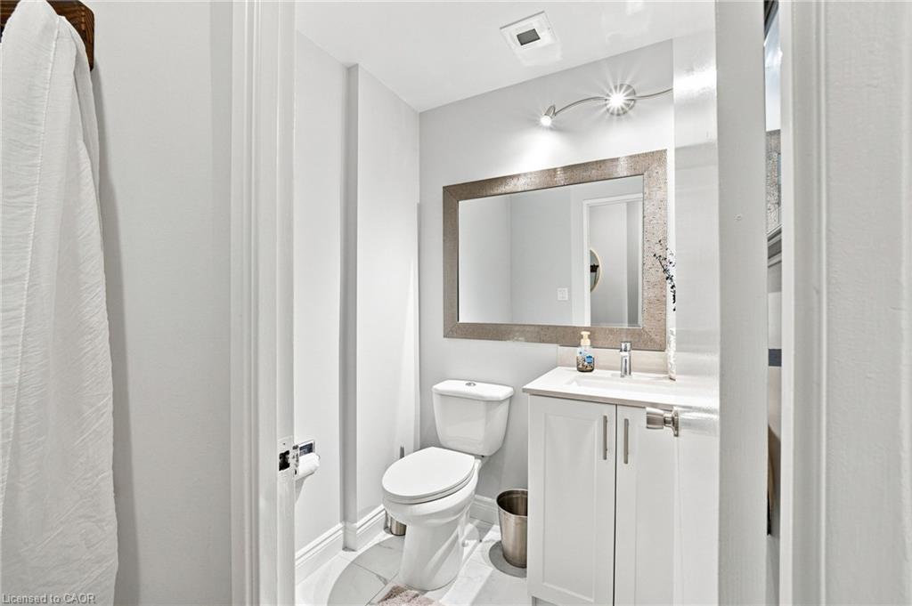 200 Robert Speck Parkway Property Photo 27