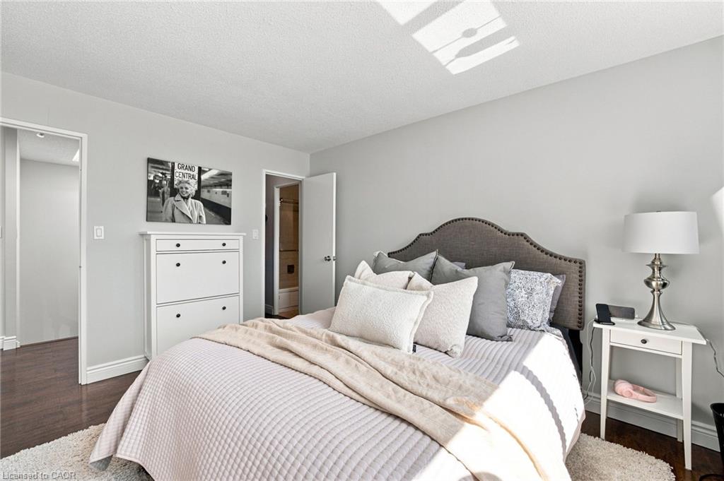 200 Robert Speck Parkway Property Photo 32