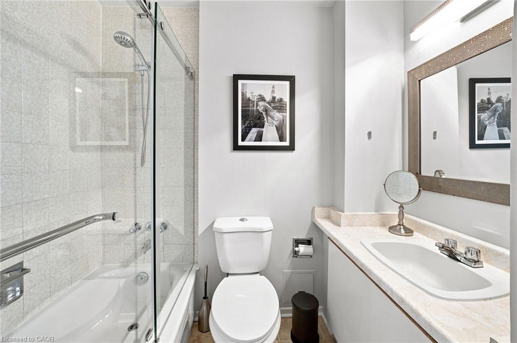 200 Robert Speck Parkway Property Photo 34