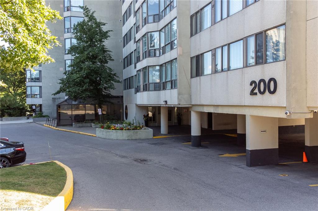 200 Robert Speck Parkway Property Photo 46