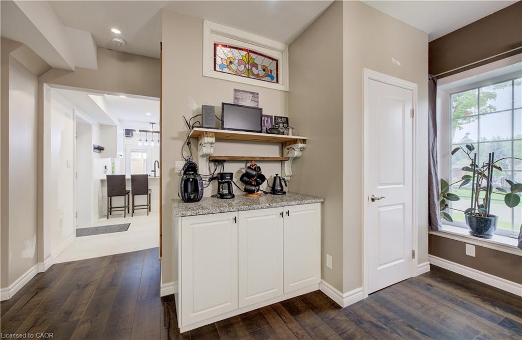 5106 Ament Line Property Photo 8