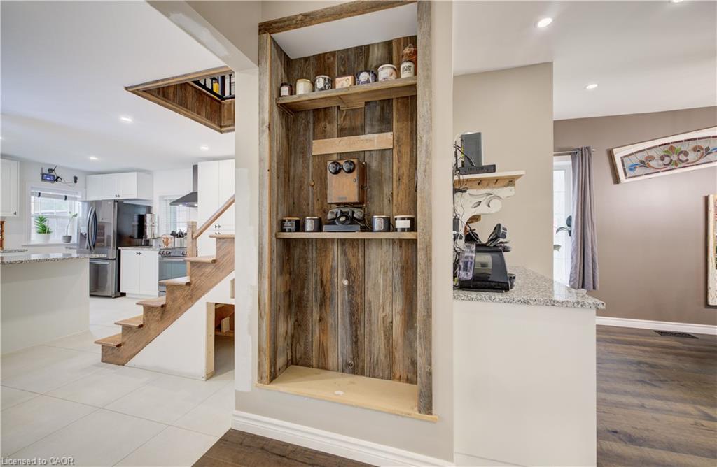 5106 Ament Line Property Photo 9