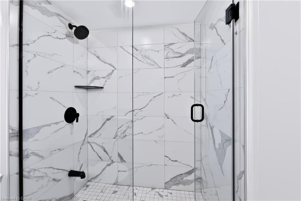 2801-3650 Kaneff Crescent Property Photo 26