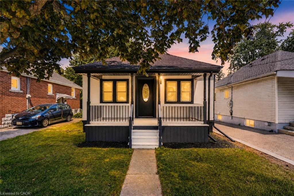43 Brucedale Avenue E Property Photo 1