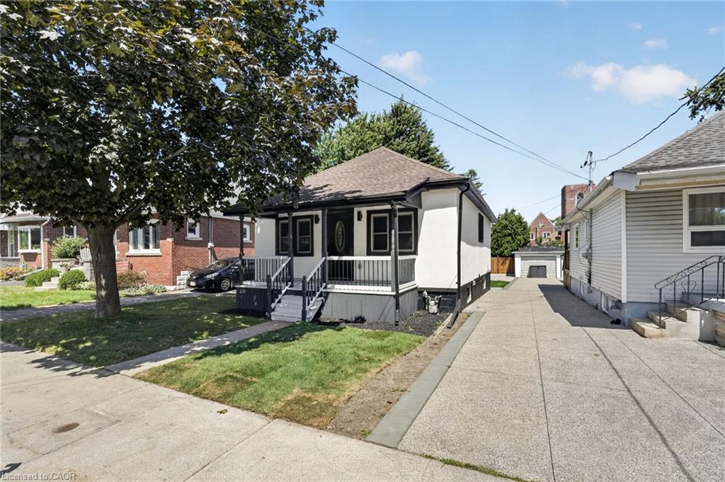43 Brucedale Avenue E Property Photo 2