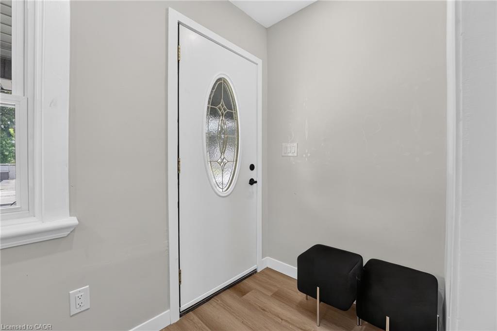43 Brucedale Avenue E Property Photo 6