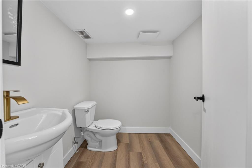 43 Brucedale Avenue E Property Photo 40