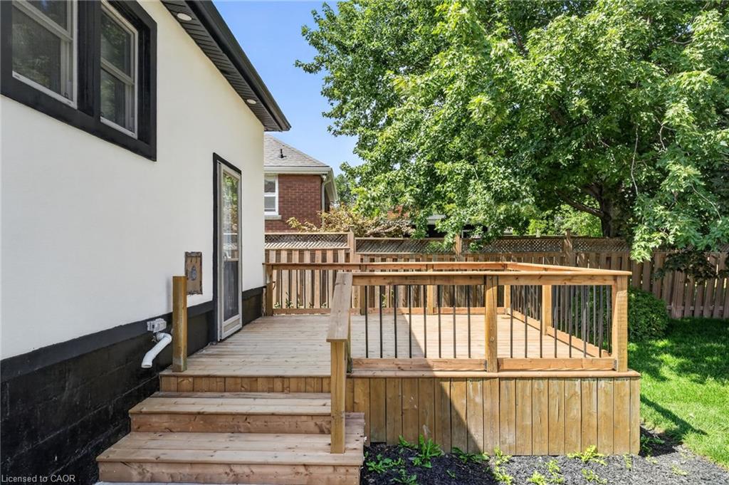 43 Brucedale Avenue E Property Photo 43