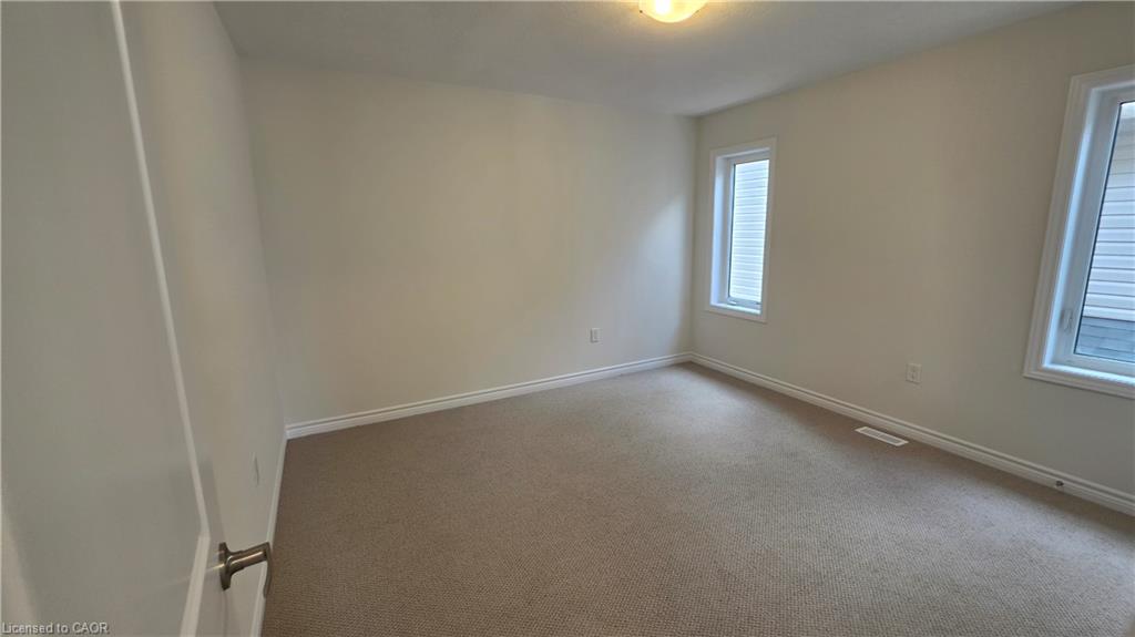 233 Postill Street Property Photo 30
