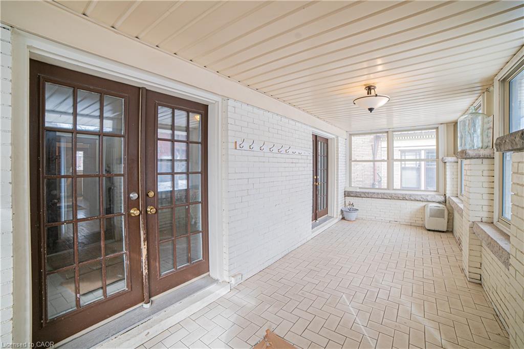 52 Proctor Boulevard Property Photo 2
