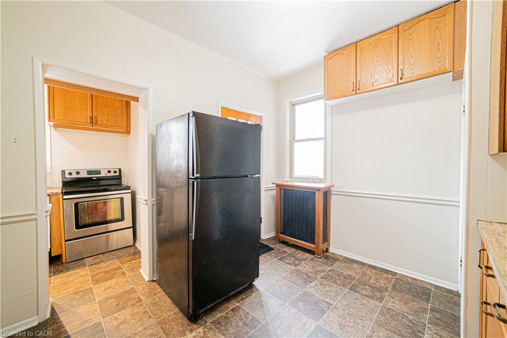 52 Proctor Boulevard Property Photo 13