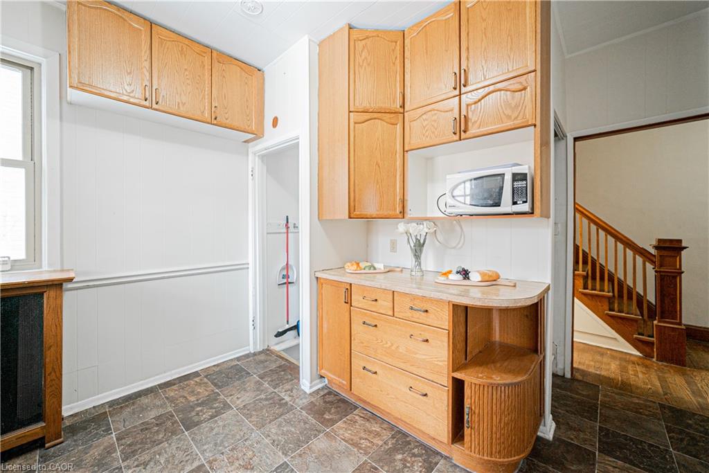 52 Proctor Boulevard Property Photo 14