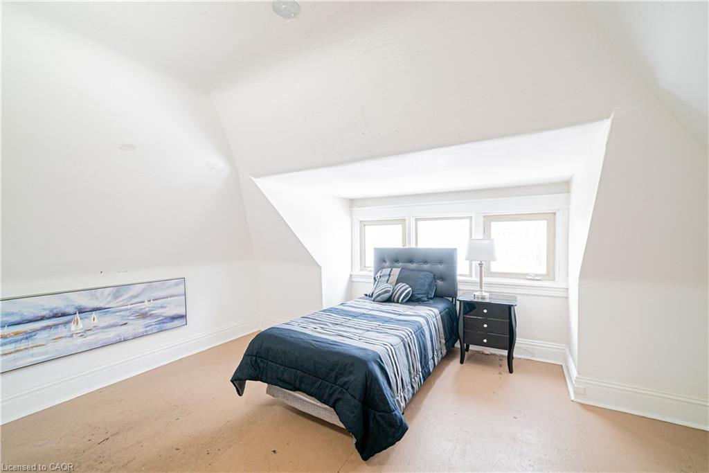 52 Proctor Boulevard Property Photo 30