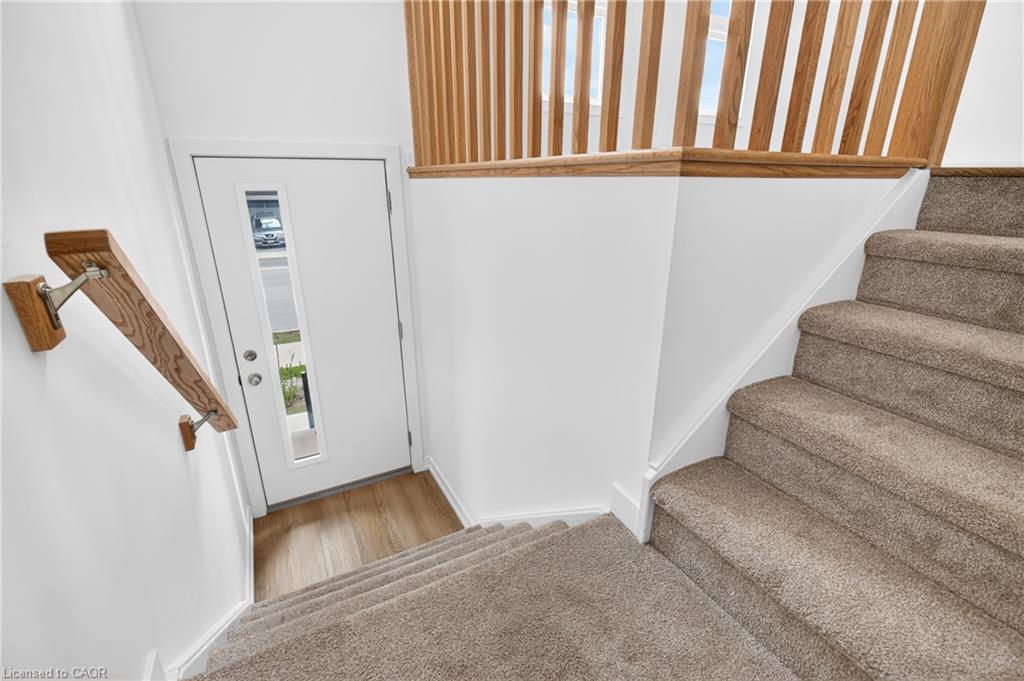 55 Great Falls Boulevard Property Photo 3