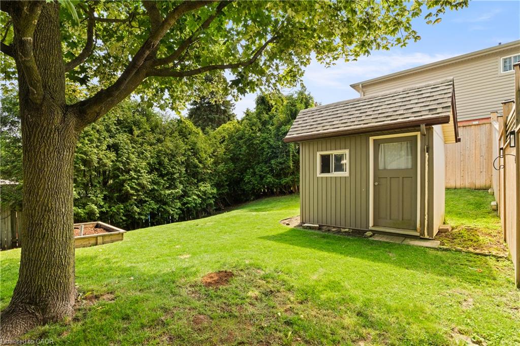 21 Golden Meadow Crescent Property Photo 40