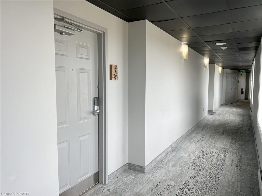 207-12 Erie Boulevard Property Photo 5