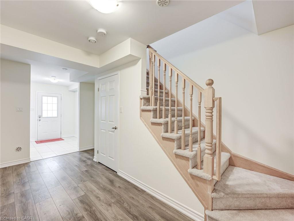20 Stratus Street Property Photo 5