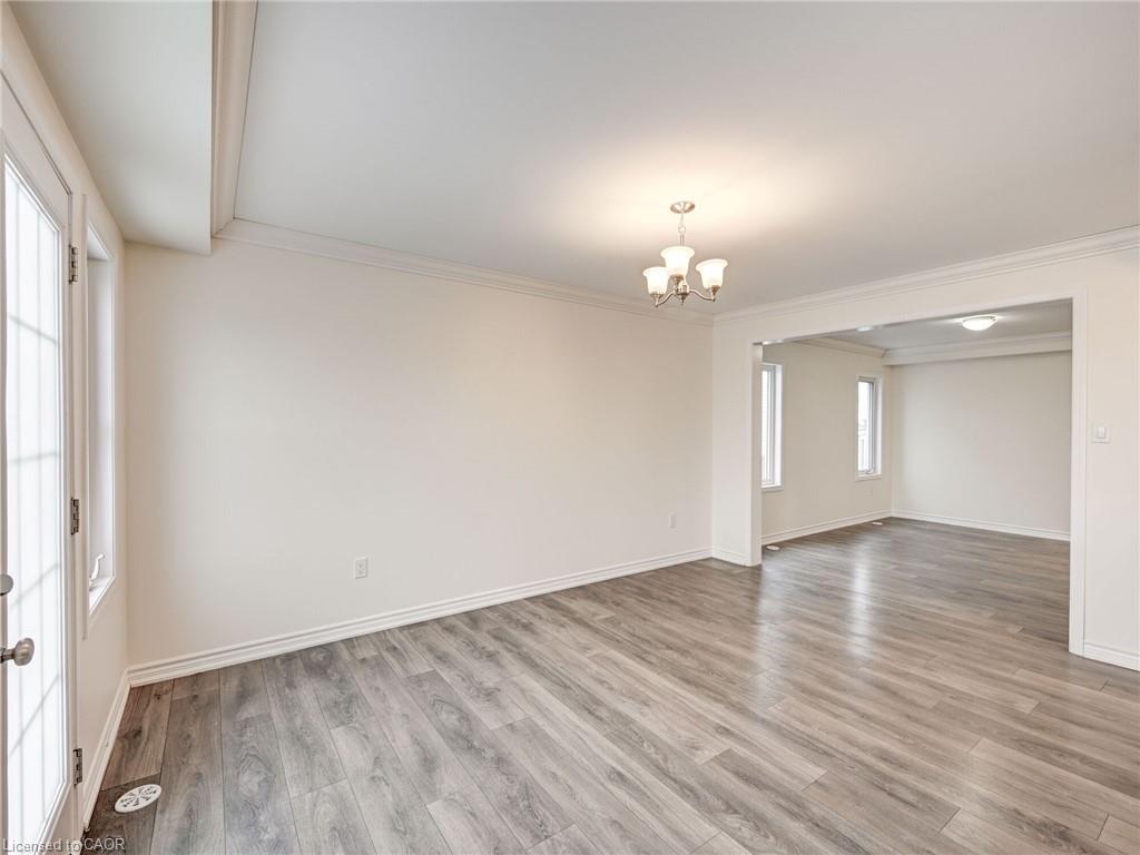 20 Stratus Street Property Photo 8