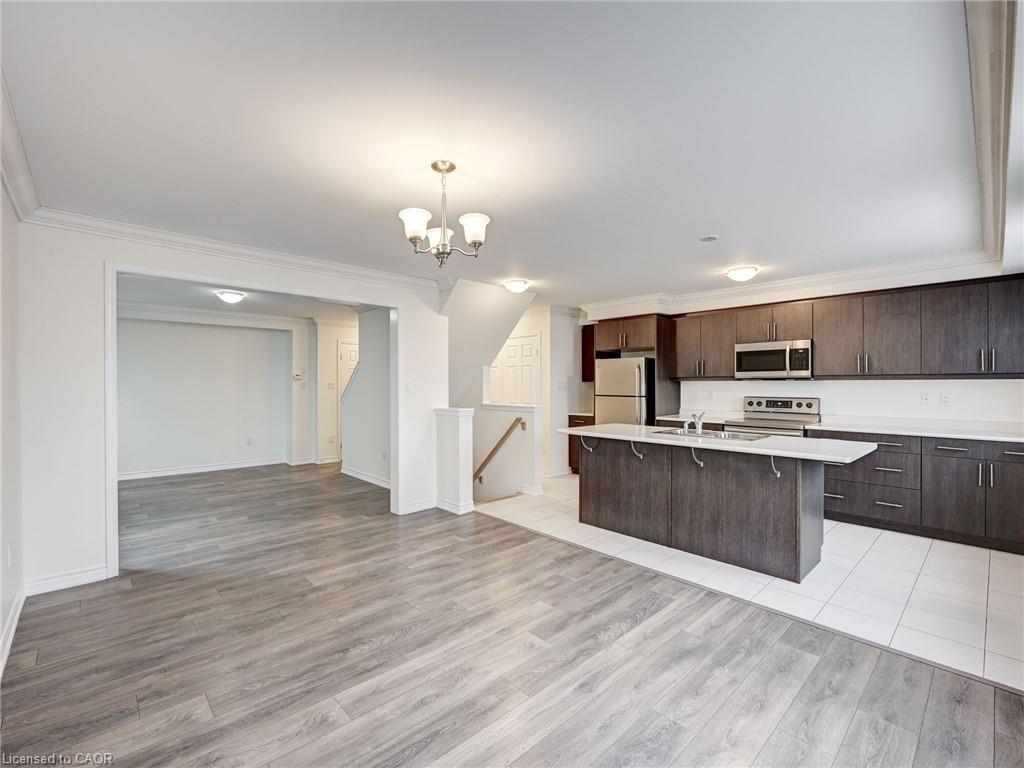 20 Stratus Street Property Photo 10