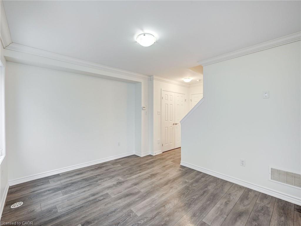 20 Stratus Street Property Photo 15