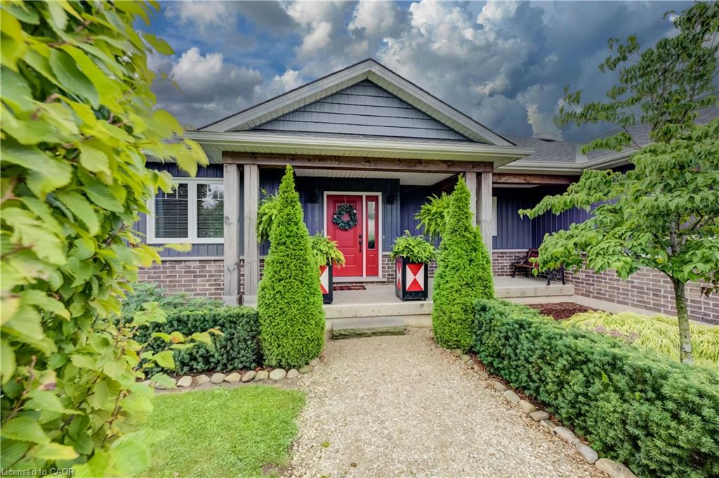 385020 Salford Road Property Photo 2