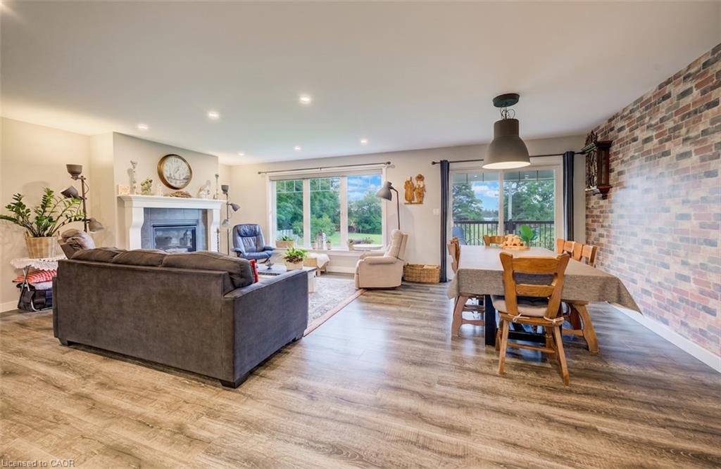 385020 Salford Road Property Photo 12