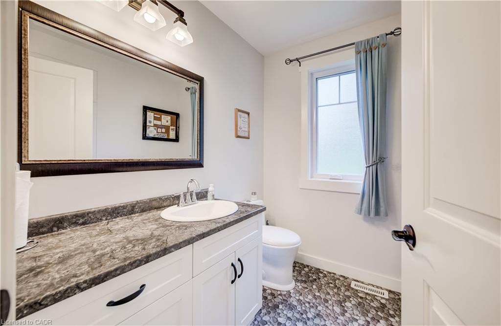 385020 Salford Road Property Photo 20