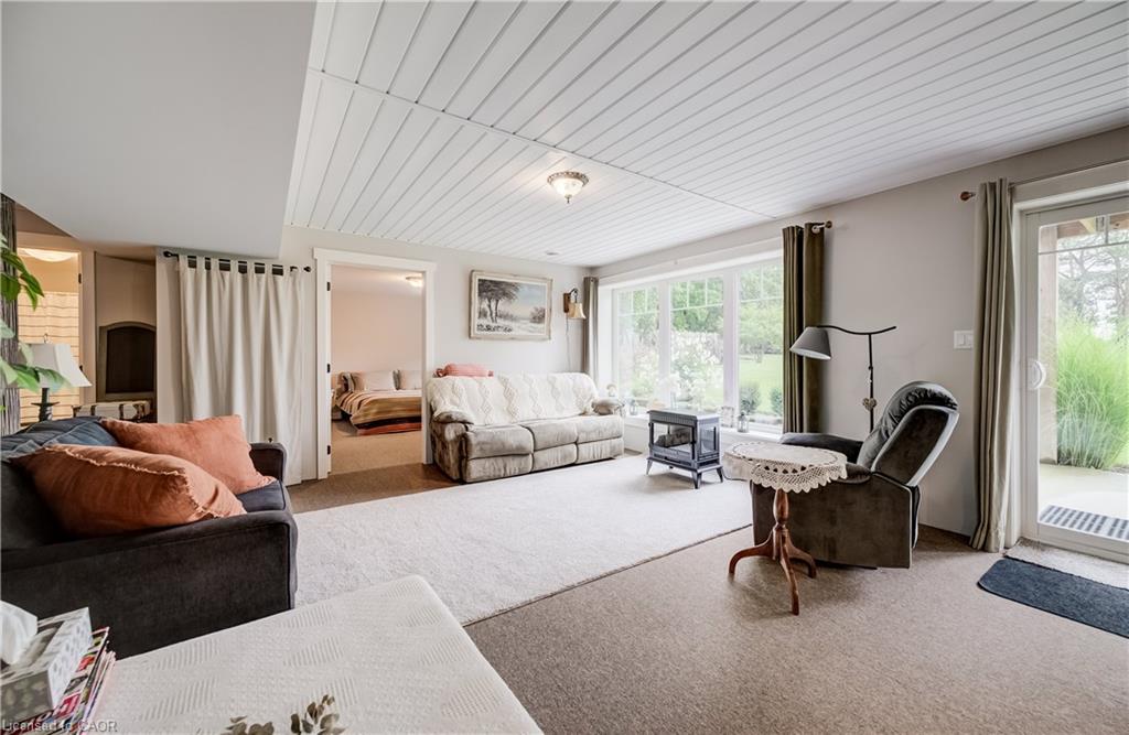 385020 Salford Road Property Photo 31