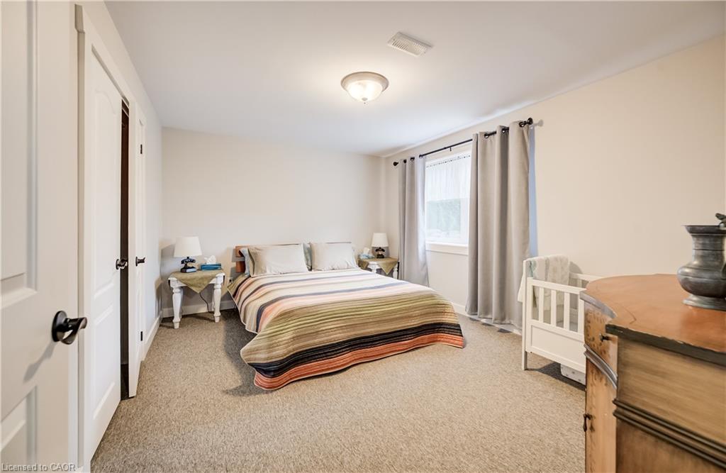 385020 Salford Road Property Photo 32