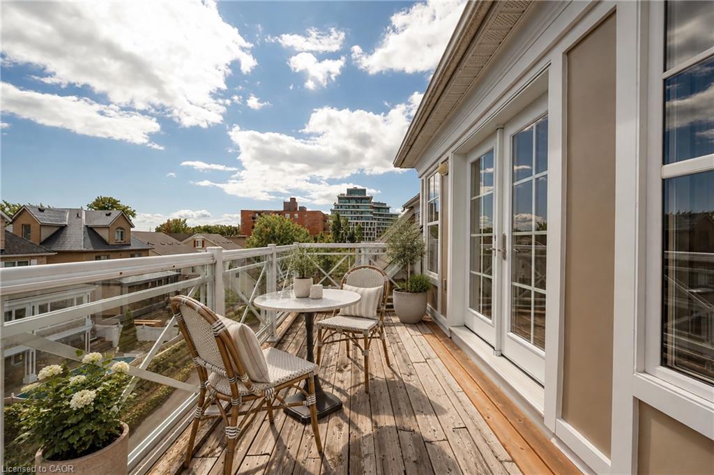 26-2369 Ontario Street Property Photo 29