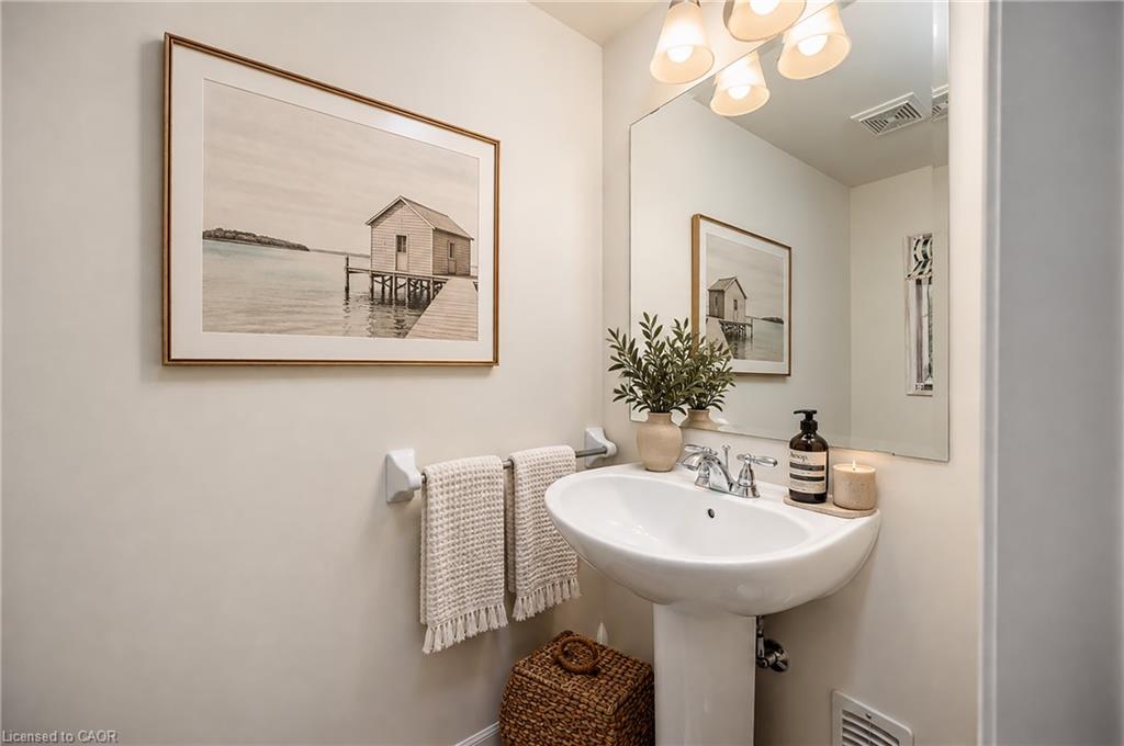 26-2369 Ontario Street Property Photo 33