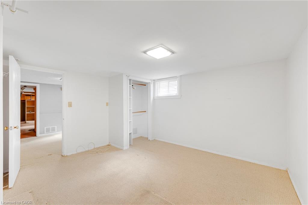 374 Spruce Street Property Photo 33
