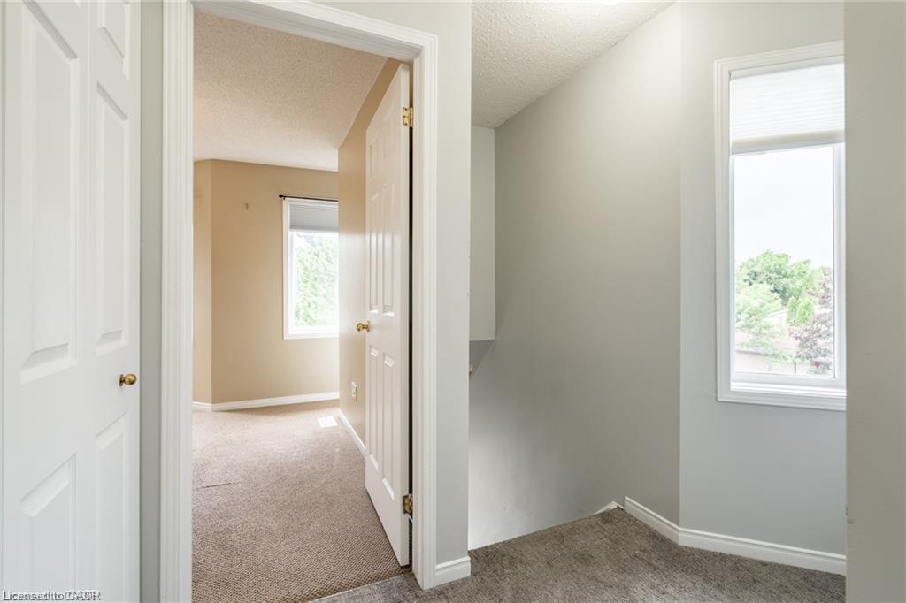 1-266 Limeridge Road E Property Photo 14