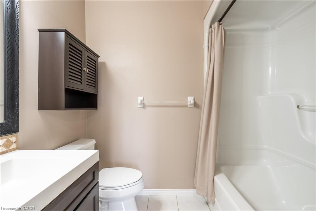 1-266 Limeridge Road E Property Photo 18