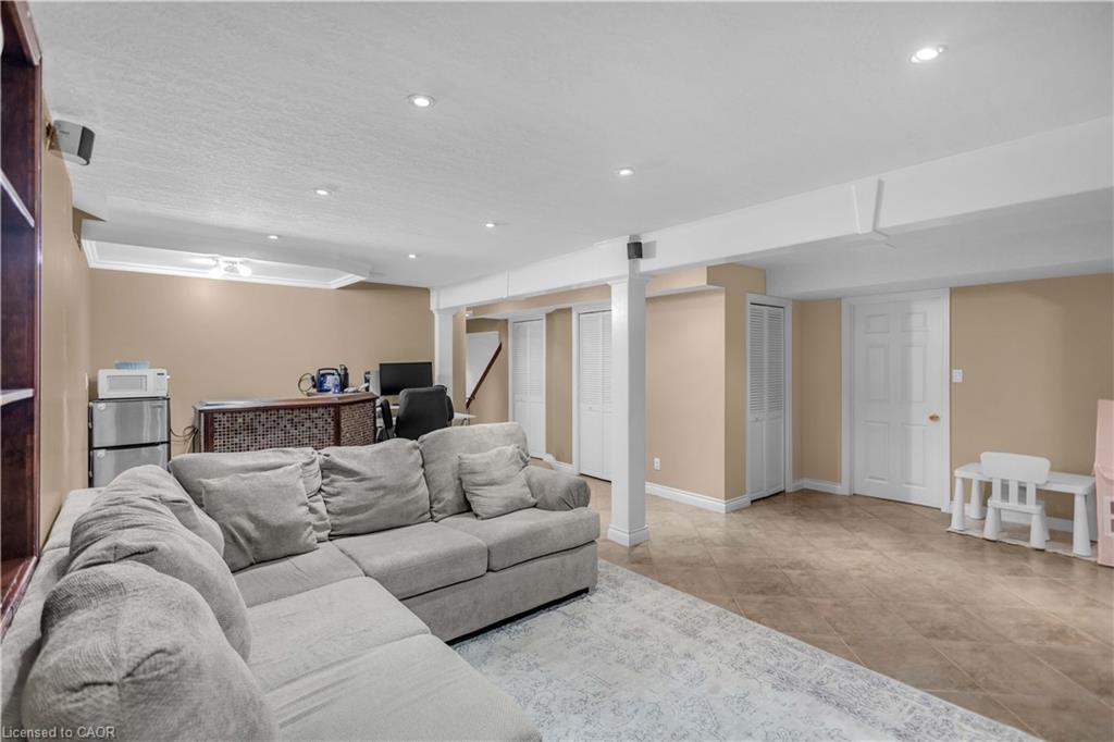 172 Alderlea Avenue Property Photo 35