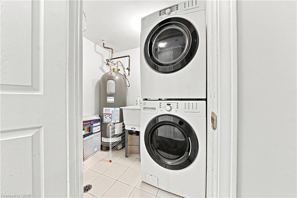 15c-67 Caroline Street S Property Photo 23