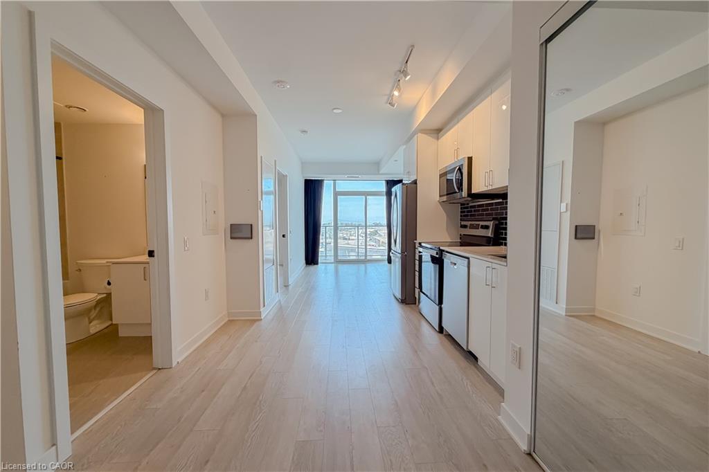 2782 Barton Street E Property Photo 1