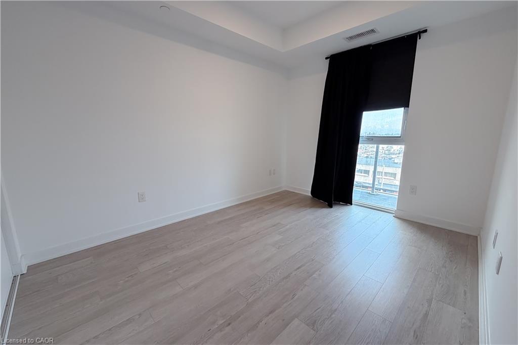 2782 Barton Street E Property Photo 7