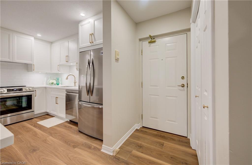 105-440 Durham Street W Property Photo 14