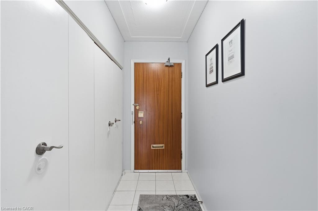 208-8 Woodman Drive S Property Photo 8