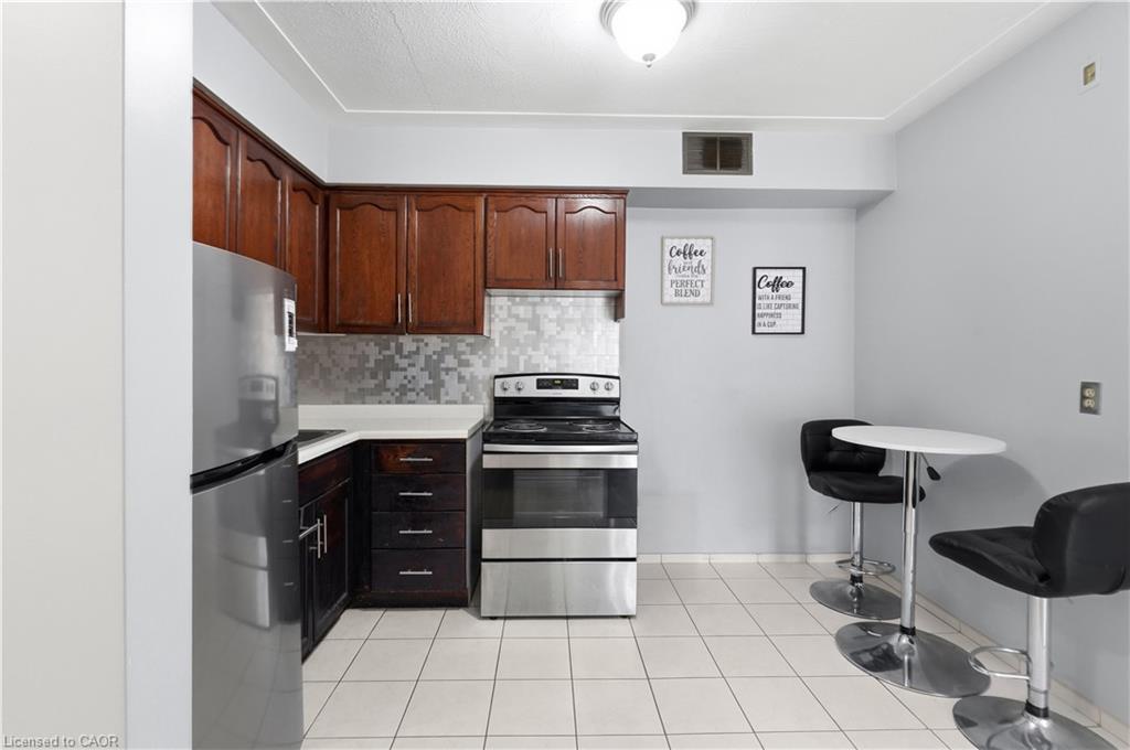 208-8 Woodman Drive S Property Photo 16