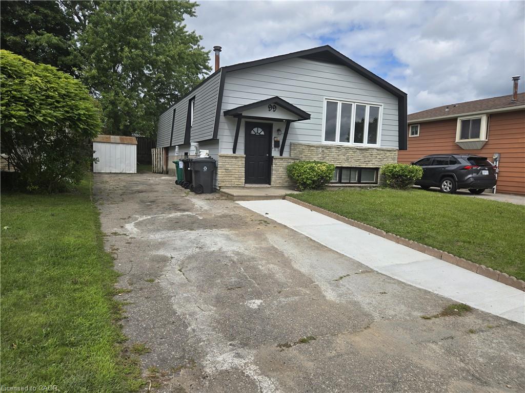 99 Cluthe Crescent Property Photo 3