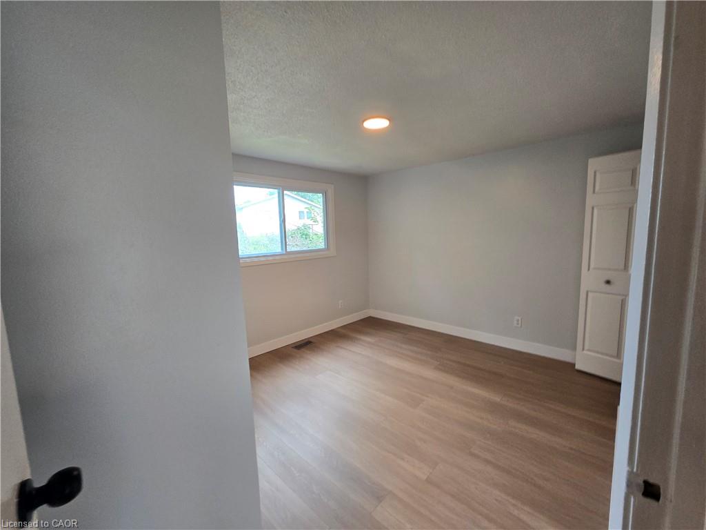 99 Cluthe Crescent Property Photo 14