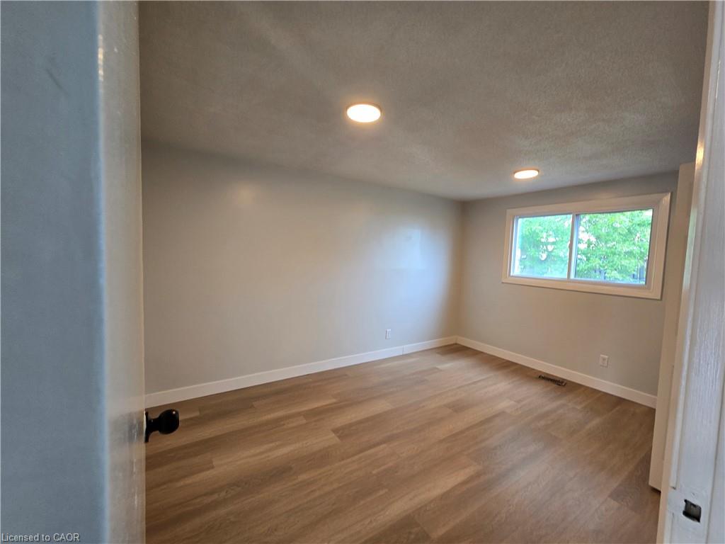 99 Cluthe Crescent Property Photo 15
