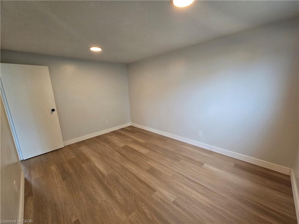 99 Cluthe Crescent Property Photo 17
