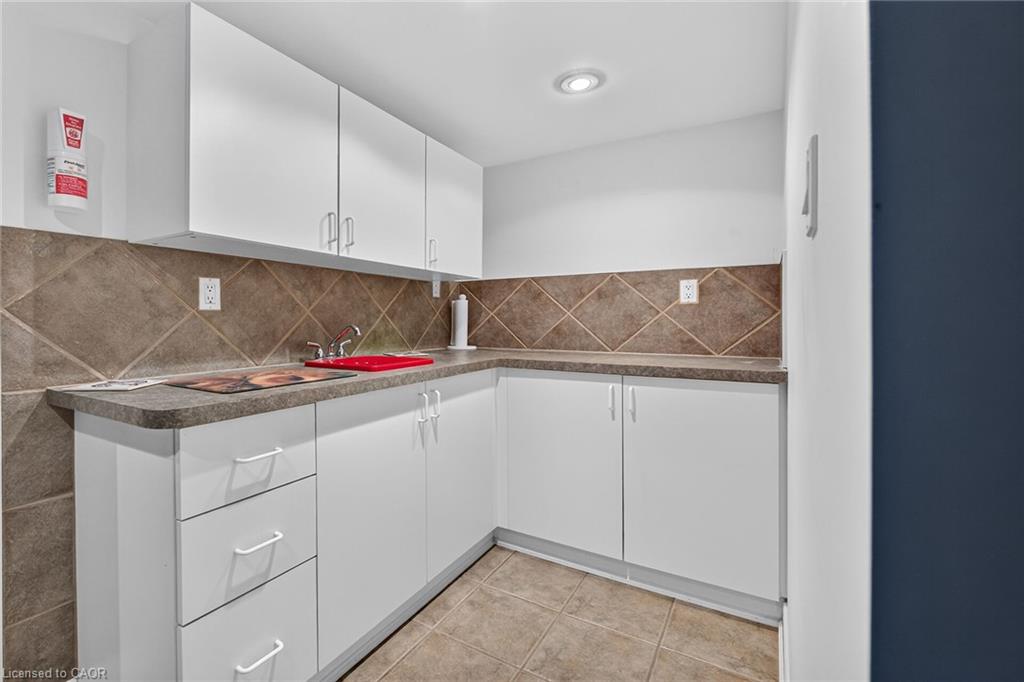 159 Thoroughbred Boulevard Property Photo 35