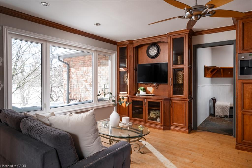 14227 Trafalgar Road Property Photo 12