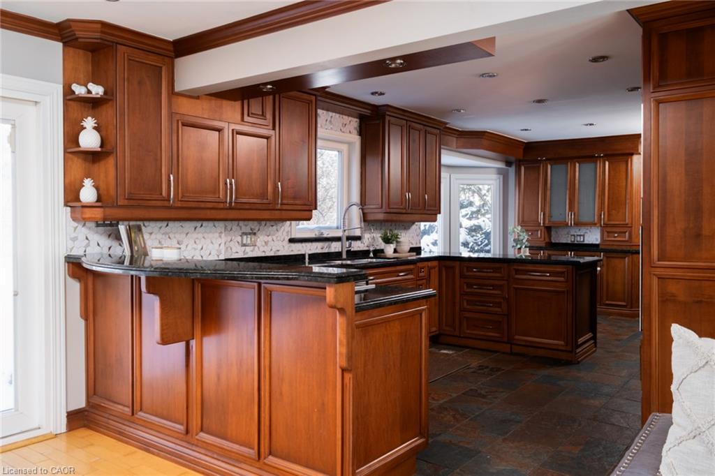 14227 Trafalgar Road Property Photo 15